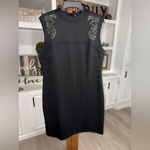 Elegant Black Sleeveless Dress